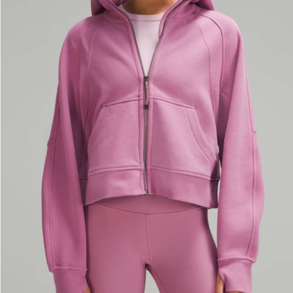 Rare NWT M/L Lululemon Scuba Oversized Full-Zip Hoodie
Velvet Dust